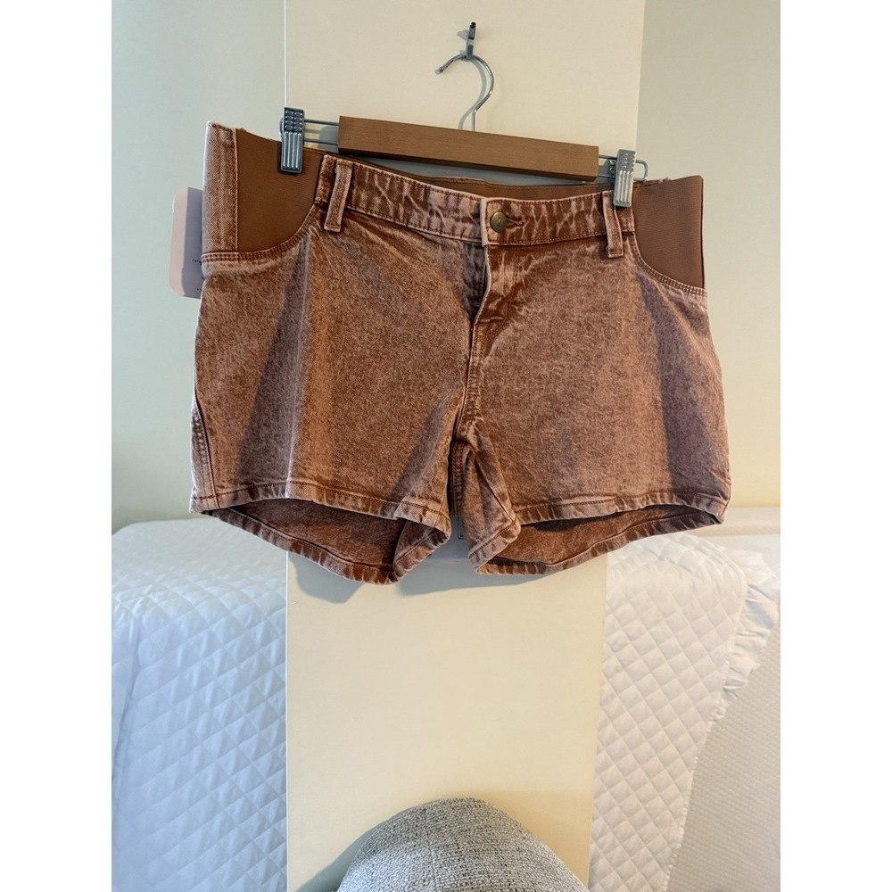Isabel Maternity Size 6 Maternity Shorts Highest Rise Acid Wash Denim New tag.